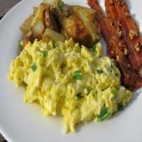 Easy Scrambled Eggs and Scallion_image