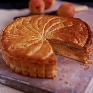 Apricot gâteau Pithiviers_image