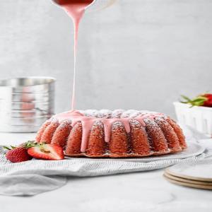 Fresh Strawberry Pound Cake Recipe_image