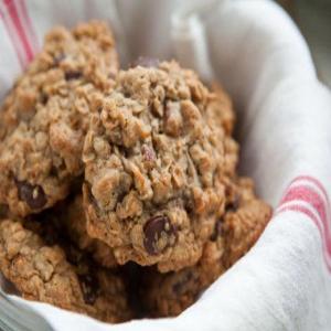 Awesome Oatmeal Chocolate Chip Cookie_image