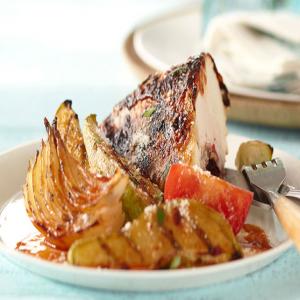 Chipotle Chicken with Chayote, Onion & Tomato Toss_image