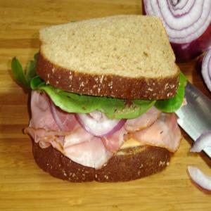Ham and Spinach Sandwich With Raspberry_image