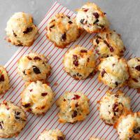Cranberry Lime Macaroons image