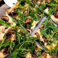 Mushroom Pizza_image