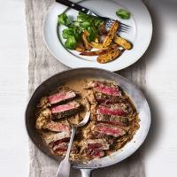 Steak diane with roast potatoes_image