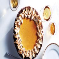 Pumpkin-Cheesecake Pie with Gingersnap Crust_image