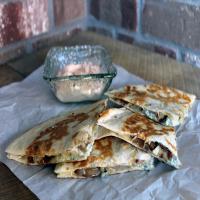 Bacon & Blue Quesadillas with Sweet Dipping Sauce_image