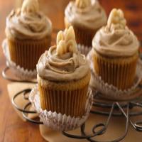 Maple Cornmeal Cupcakes with Maple-Butter Frosting_image