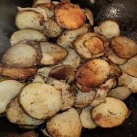 Easy Fried Potatoes_image