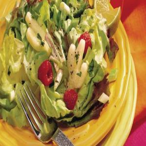 Mixed-Greens Salad with Honey-Lime Vinaigrette_image