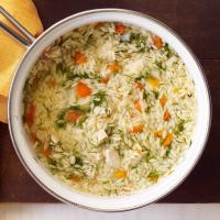 Chicken and orzo soup with fennel_image