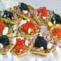 Emeril's Corn Cakes with Caviar and Traditional Garnishes_image