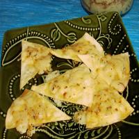 Cheesy Pita Chips image