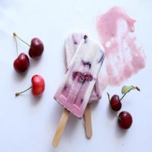 Coconut, Cherry and Vanilla Bean Ice Pops_image
