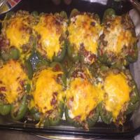 Classic Rice & Beef Stuffed Bell Peppers_image