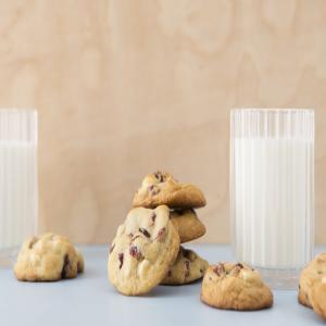 White Chocolate and Cranberry Cookies image