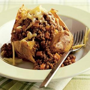 Baked potato with cheesy mince_image