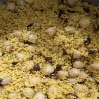Moroccan Couscous With Raisins_image