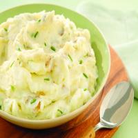 Sour Cream and Chive Mashed Potatoes image