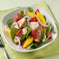 Grilled Chicken and Mango Salad_image