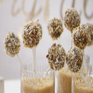 BAKER'S GERMAN'S Chocolate and Coconut Cake Pops_image