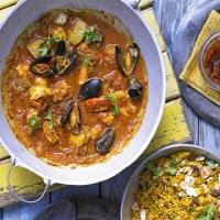 Seafood curry image