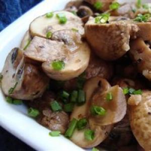 Herbed Mushrooms with White Wine_image