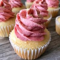 Strawberry Cheesecake Cupcakes_image