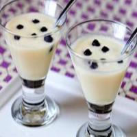 Zabaione: A Creamy Prosecco Dessert_image