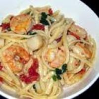 Linguine with Seafood and Sundried Tomatoes Recipe - (4.6/5) image