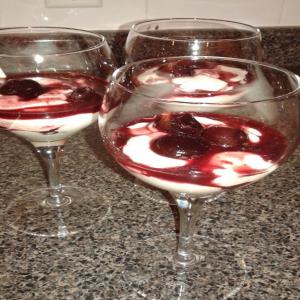 Low-fat Cherry Cheese Parfaits image