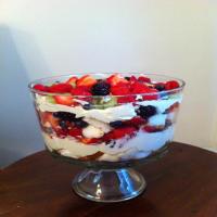 Cheesecake Fruit Trifle_image