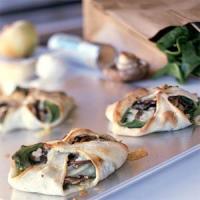 Spinach Calzones with Blue Cheese Recipe - (4.3/5) image