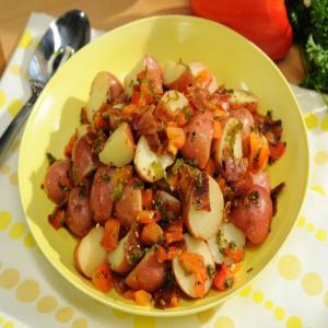 Sunny's Warm German Potato Salad_image