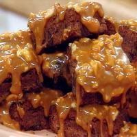 Caramel-Cashew Brownies_image