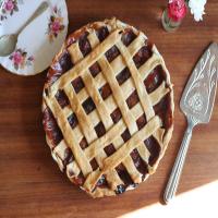 Persimmon and Cranberry Pie image