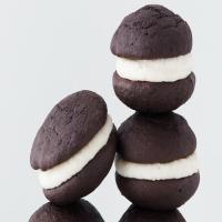 Chocolate Whoopie Pies with Vanilla Buttercream Filling image