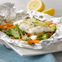 Cod and Vegetables Baked in Foil_image