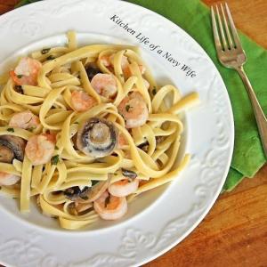 Creamy Shrimp and Mushroom Pasta Recipe - (4.7/5)_image