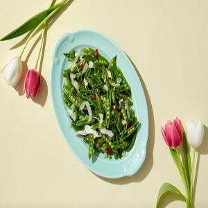 Sugar Snap Pea Salad With Calabrian Pepper and Fennel image