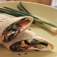 Mushroom Wraps with Spinach, Bell Peppers and Goat Cheese_image