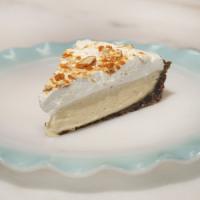 Butterscotch Cream Pie with Gingersnap Crust_image