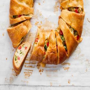 Broccoli Cheese Crescent Ring image