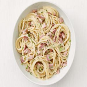 Spaghetti with Ham and Brie image
