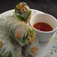 Vietnamese-Style Fresh Spring Rolls With Salmon_image