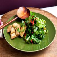 Stir-Fried Lettuce With Seared Tofu and Red Pepper_image