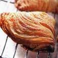 Sfogliatelle Ricce Ricotta Filled Pastry Recipe_image