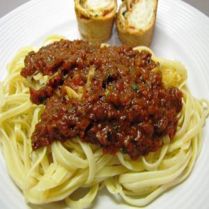Linguine With Red Pepper Sauce image
