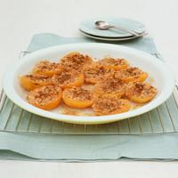 Baked Apricots with Almond Topping_image