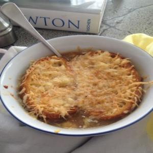 Authentic French Onion Soup Courtesy of Julia Child_image